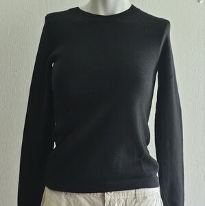 EUC BANANA REPUBLIC BLACK CREW 93% Merino Wool SWEATER